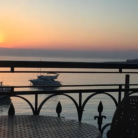Maltese Balcony Apartment Saint Julian's Exterior photo