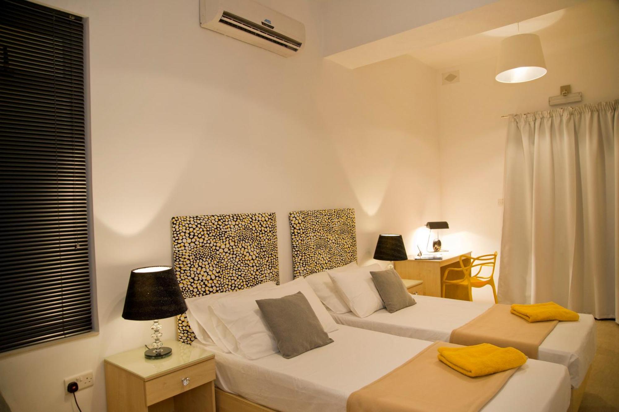 Maltese Balcony Apartment *