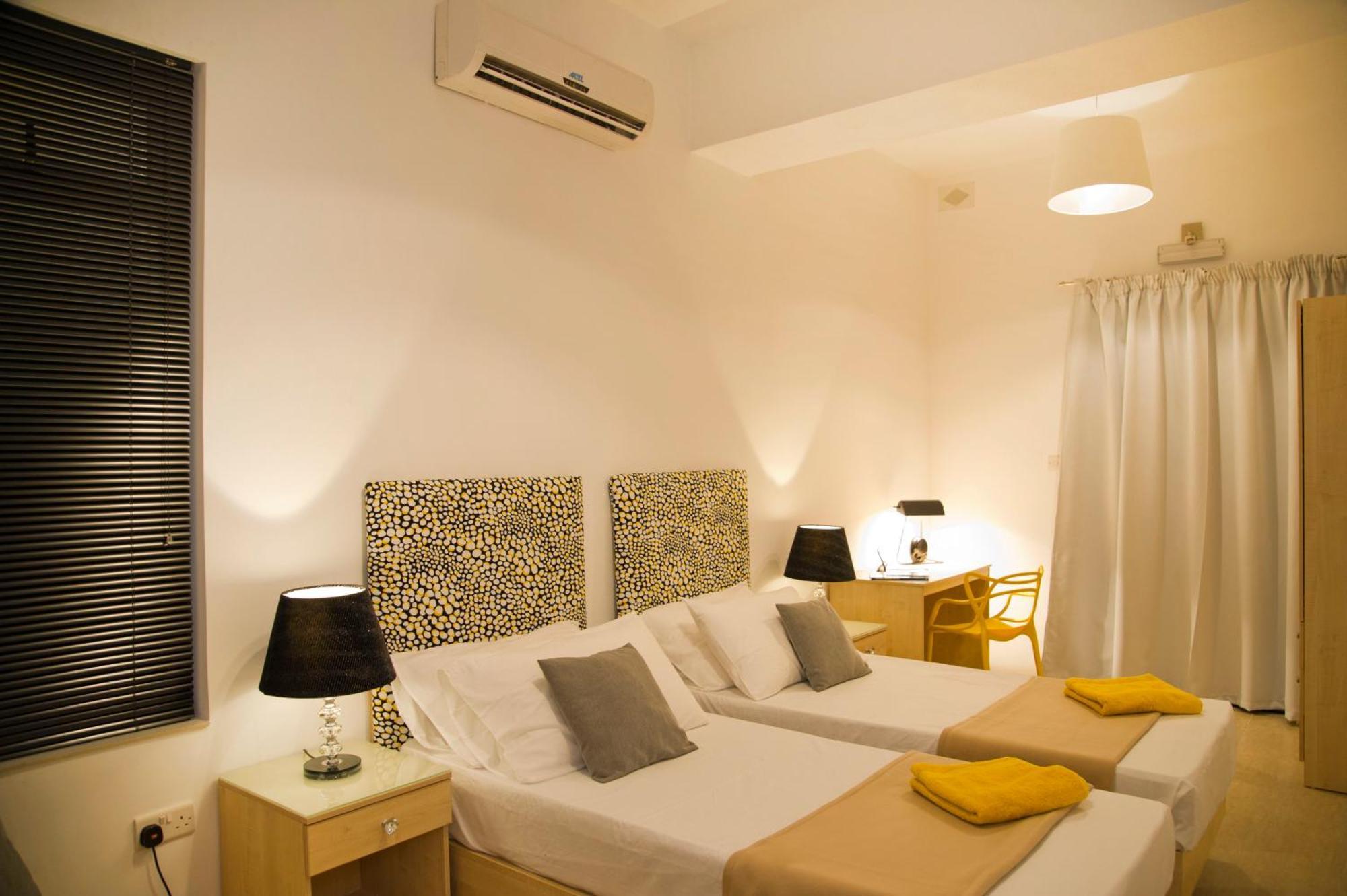 Apartment Maltese Balcony Saint Julian's